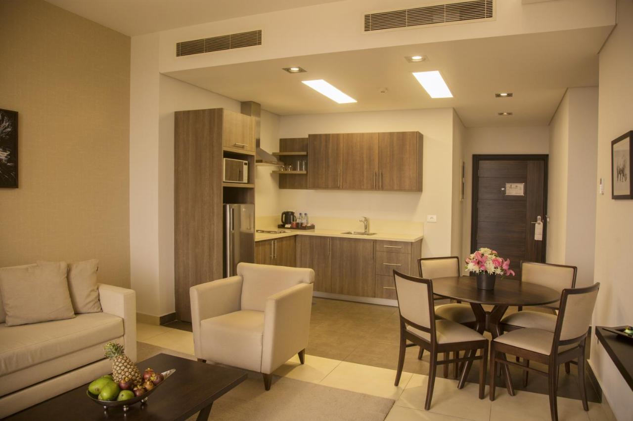 Hotel Kin Plaza Arjaan By Rotana Kinshasa Exterior foto